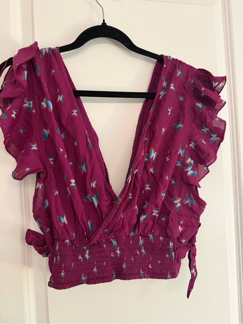 Free people Deep Magenta Floral V-Neck Crop Top - Picture 2 of 3